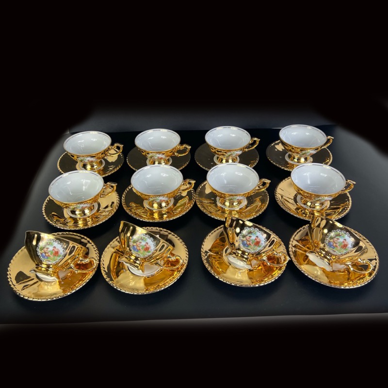 Servizio da tè the antico in porcellana bianca oro zecchino Bavaria teiera  tazze